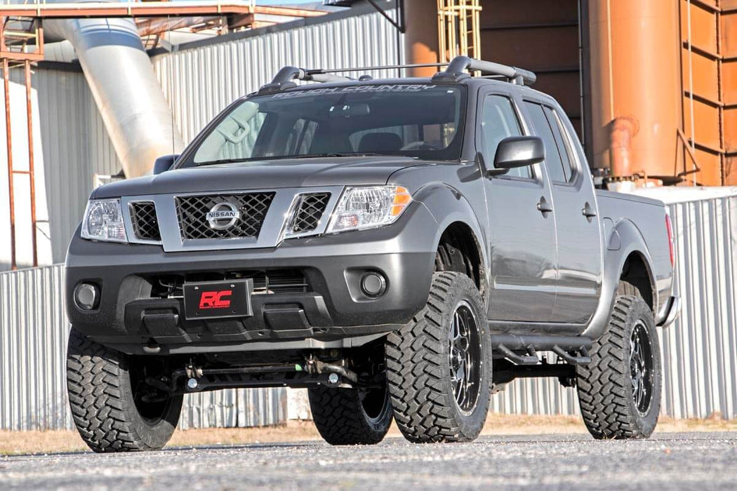 Rough Country 6 Inch Lift Kit Compatible with Nissan Frontier 2Wd/4Wd (2005-2021) 87930