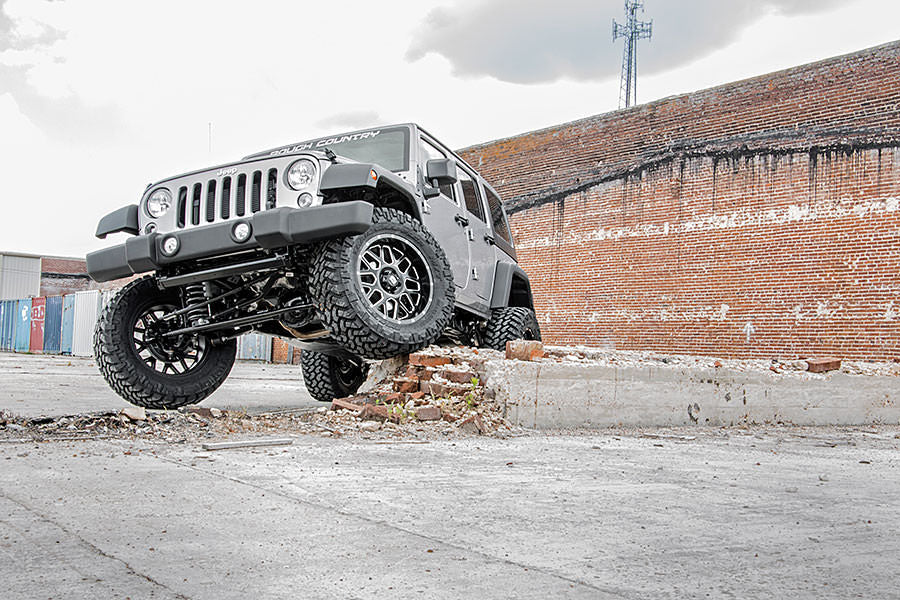 Rough Country 4 Inch Lift Kit V2 Fits Jeep Wrangler Jk 2WD/4WD (2007-2018) 68170