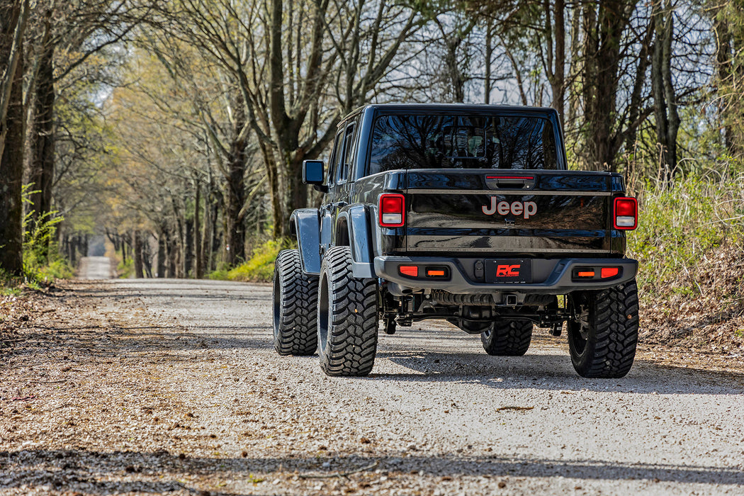 Rough Country 3.5 Inch Lift Kit No Shocks compatible with Jeep Gladiator Jt Mojave 4Wd (20-23) 60200