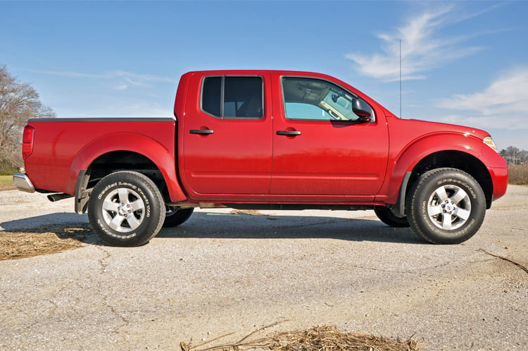 Rough Country 2.5 Inch Leveling Kit Red Spacers Compatible with Nissan Frontier (05-23)/Xterra (05-15) 865RED