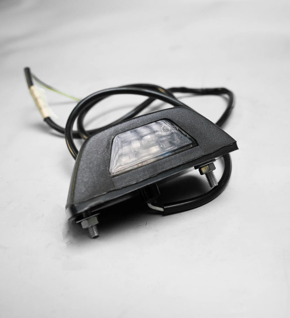 Dobinsons License Plate Led Light - Bolt on - LCLT2