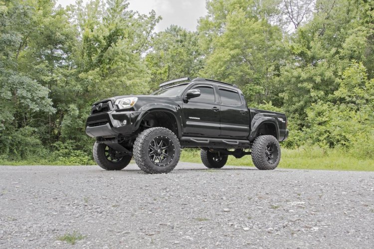 Rough Country 6 Inch Lift Kit Vertex/V2 Fits toyotaTacoma 2WD/4WD (2005-2015)