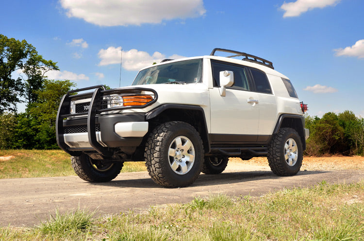 Rough Country 3 Inch Lift Kit Red Spacers Fits toyota4Runner (03-09)/FJ Cruiser (07-14)