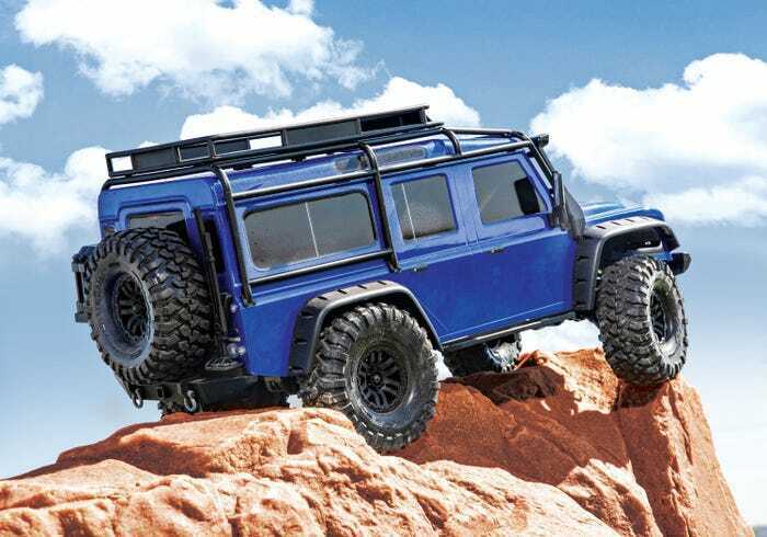 Traxxas 820564BLU 2.4GHz Land Rover Defender Crawler