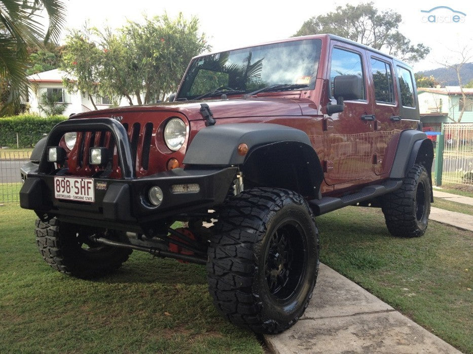 Dobinsons 4X4 Bull Bar Deluxe ‚Äì compatible with Jeep Wrangler Jk (2007‚Äì2018) (Bu29-3670) BU29-3670